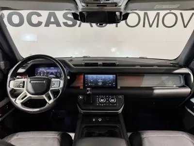 Land Rover Defender 2020 - 89900 EUR, 121000 km - 121000km - foto 30 de 60