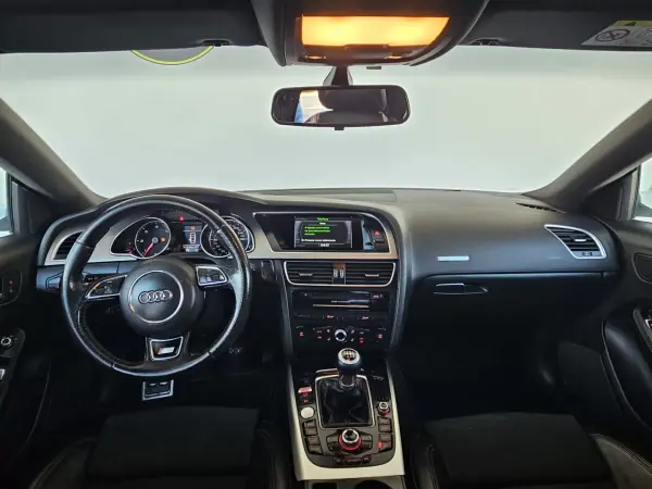 Audi A5 Sportback 2014 - 16750 EUR, 298000 km - AUTO.MOTO.pt - 298000km - foto 9 de 9