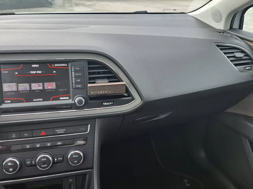 SEAT Leon X-Perience 2016 - 12990 EUR, 183751 km - AUTO.MOTO.pt - 183751km - foto 16 de 46