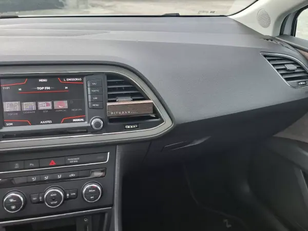 SEAT Leon X-Perience 2016 - 12990 EUR, 183751 km - AUTO.MOTO.pt - 183751km - foto 16 de 46
