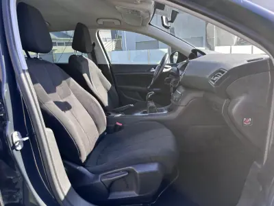 Peugeot 308 2018 - 12500 EUR, 280000 km - AUTO.MOTO.pt - 280000km - foto 41 de 41