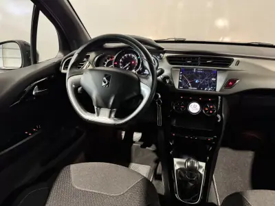 DS 3 CABRIO 2018 - 12900 EUR, 133595 km - 133595km - foto 12 de 39