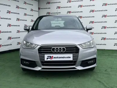 Audi A1 Sportback 2015 - 13990 EUR, 101817 km - AUTO.MOTO.pt - 101817km - foto 3 de 10
