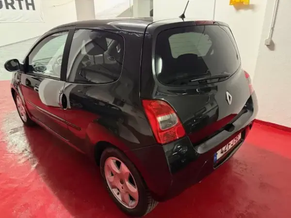 Renault Twingo 2008 - 5250 EUR, 105000 km - AUTO.MOTO.pt - 105000km - foto 6 de 31