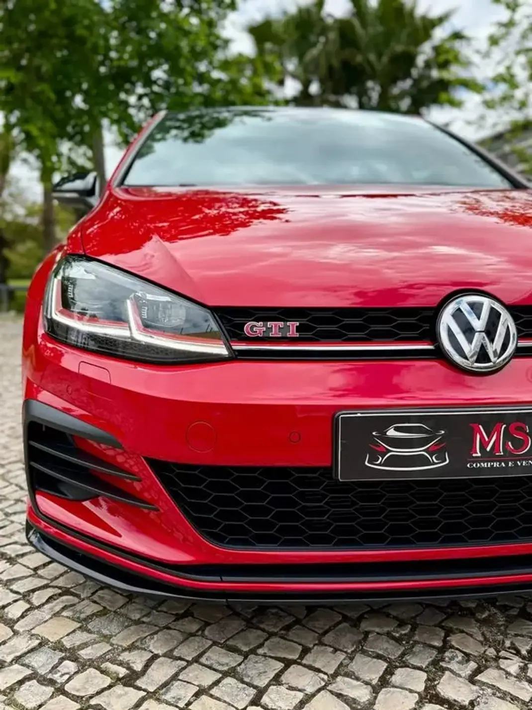 Volkswagen Golf 2019 - 31990 EUR, 110300 km - AUTO.MOTO.pt - 110300km - foto 33 de 38