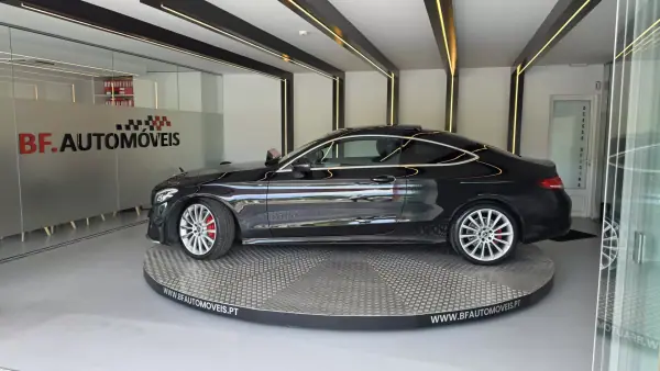 Mercedes-Benz C 220 2017 - 29500 EUR, 196135 km - AUTO.MOTO.pt - 196135km - foto 16 de 59