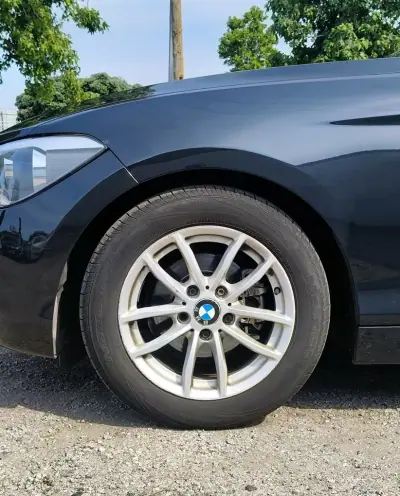 BMW 116 2014 - 10900 EUR, 241627 km - AUTO.MOTO.pt - 241627km - foto 14 de 32