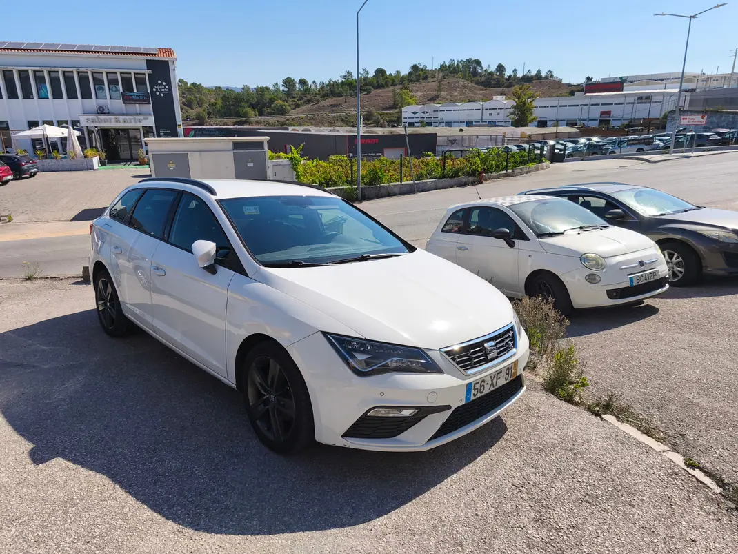 SEAT Leon ST 2019 - 13000 EUR, 158000 km - 158000km - foto 6 de 15