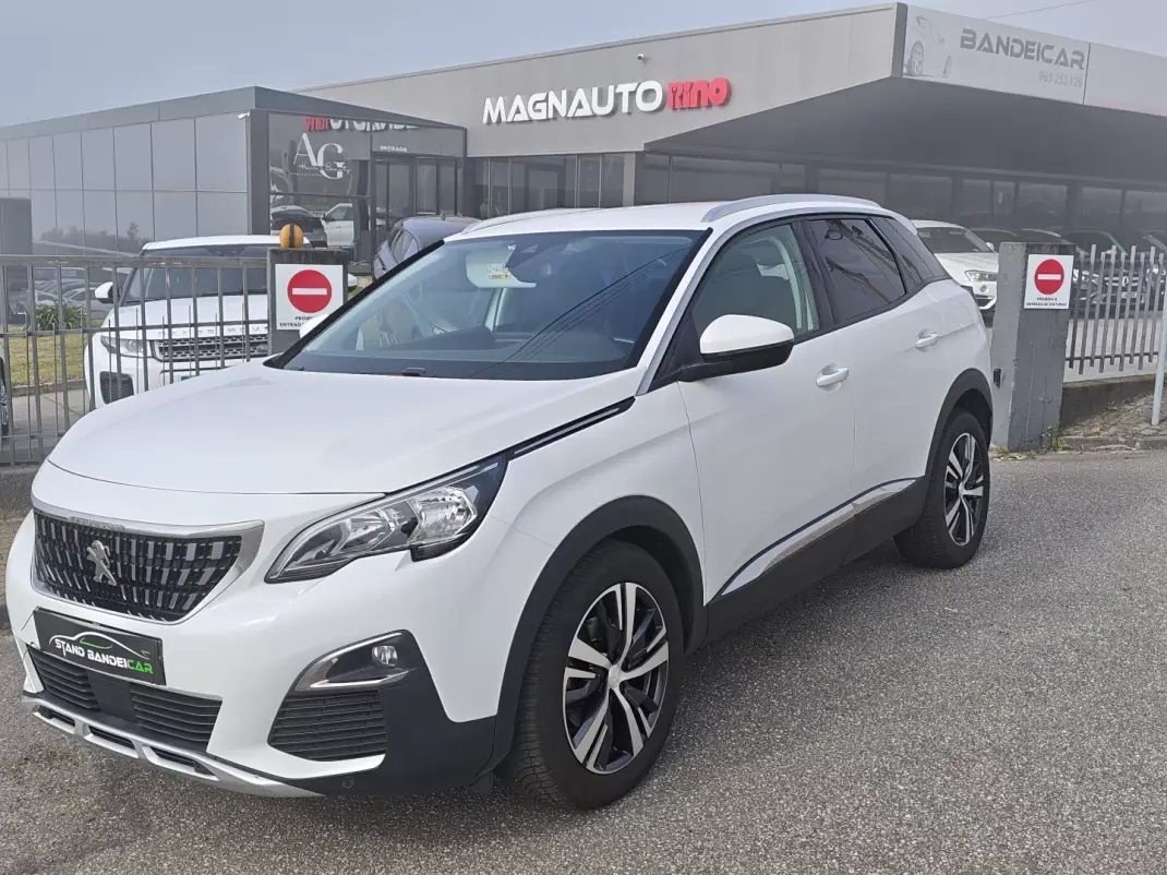 Peugeot 3008 2020 - 19900 EUR, 98000 km - AUTO.MOTO.pt - 98000km - foto 2 de 28