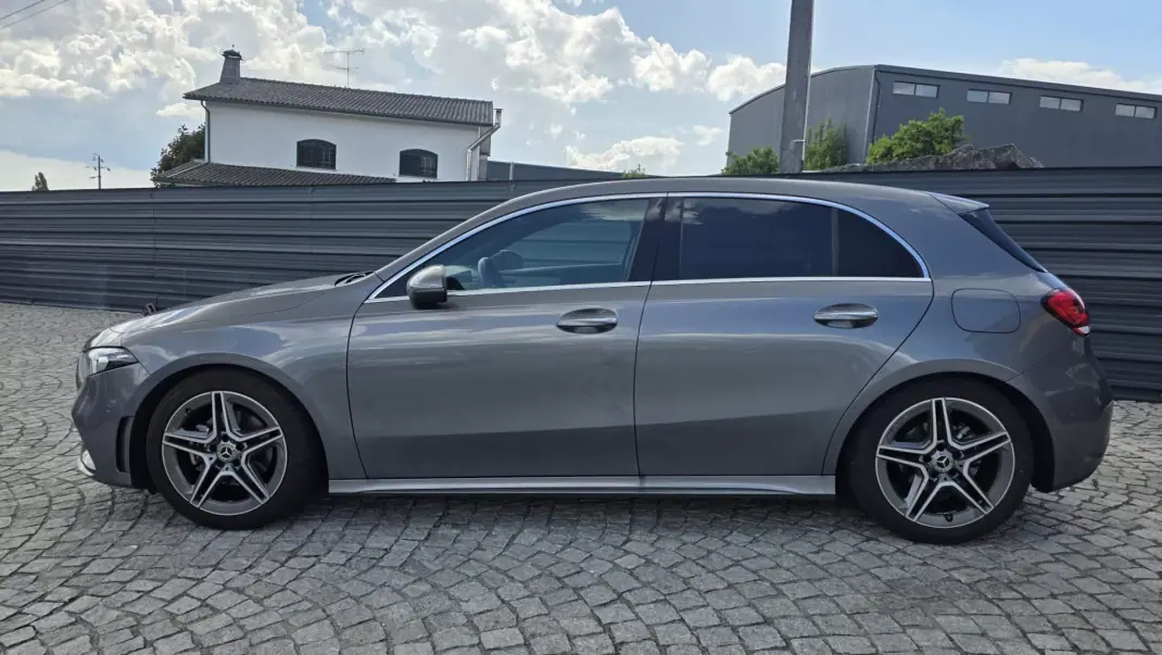 Mercedes-Benz A 180 2018 - 27450 EUR, 45000 km - AUTO.MOTO.pt - 45000km - foto 2 de 13