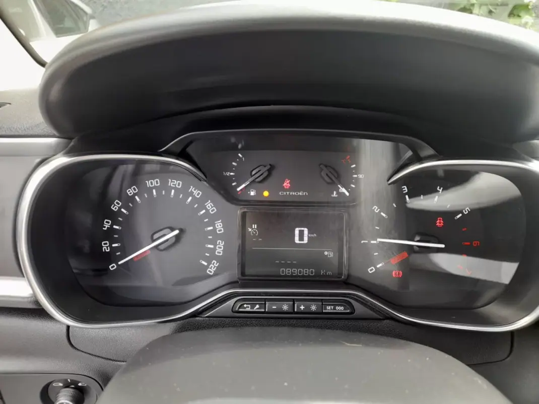Citroën C3 2020 - 10750 EUR, 89080 km - 89080km - foto 13 de 15