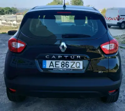 Renault Captur 2016 - 9950 EUR, 194000 km - 194000km - foto 6 de 35
