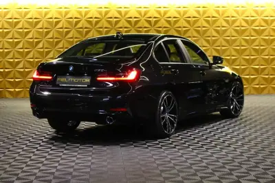 BMW 330 2019 - 22900 EUR, 140000 km - AUTO.MOTO.pt - 140000km - foto 9 de 30