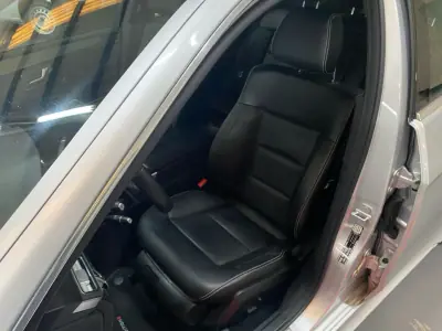 Mercedes-Benz E 250 2016 - 15950 EUR, 453700 km - AUTO.MOTO.pt - 453700km - foto 16 de 20
