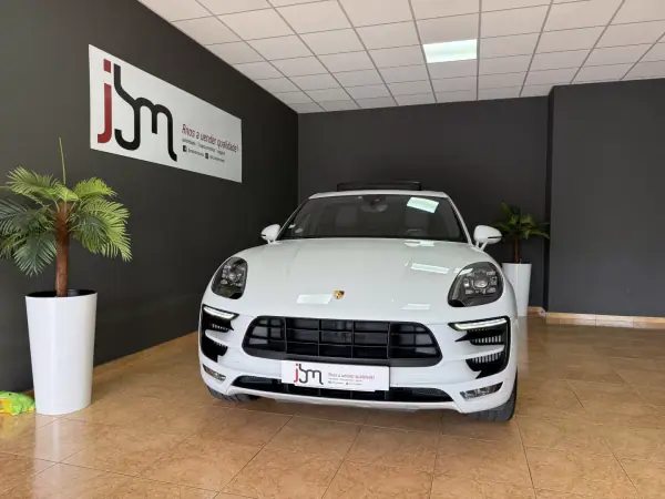 Porsche Macan 2016 - 65000 EUR, 68887 km - AUTO.MOTO.pt - 68887km - foto 2 de 20