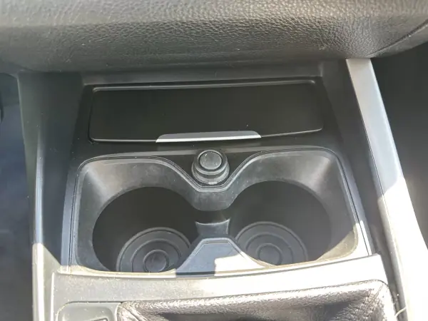 BMW 116 2013 - 9900 EUR, 238000 km - AUTO.MOTO.pt - 238000km - foto 48 de 66