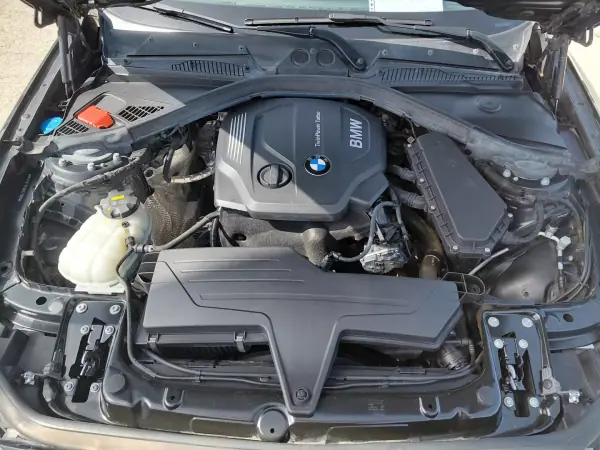 BMW 116 2017 - 17900 EUR, 140000 km - AUTO.MOTO.pt - 140000km - foto 11 de 11