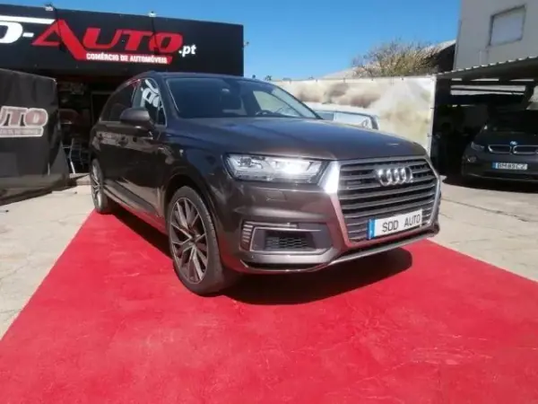 Audi Q7 2016 - 45000 EUR, 155902 km - AUTO.MOTO.pt - 155902km - foto 2 de 54