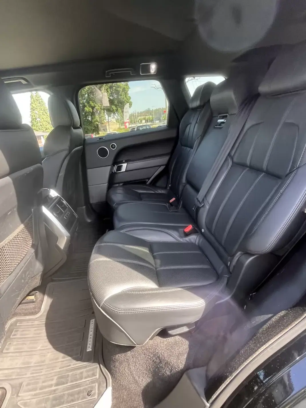 Land Rover Range Rover Sport 2015 - 35000 EUR, 188188 km - AUTO.MOTO.pt - 188188km - foto 12 de 41