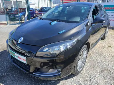 Renault Mégane 2010 - 7800 EUR, 122607 km - AUTO.MOTO.pt - 122607km - foto 4 de 29