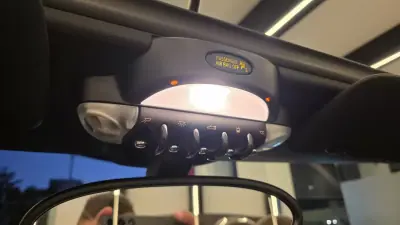 MINI Cooper 2010 - 9900 EUR, 144067 km - AUTO.MOTO.pt - 144067km - foto 44 de 56