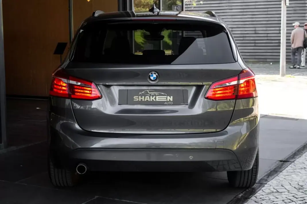 BMW 216 Active Tourer 2017 - 13990 EUR, 96223 km - AUTO.MOTO.pt - 96223km - foto 9 de 43