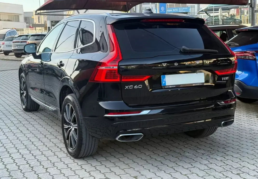 Volvo XC 60 2020 - 31950 EUR, 93000 km - AUTO.MOTO.pt - 93000km - foto 3 de 23