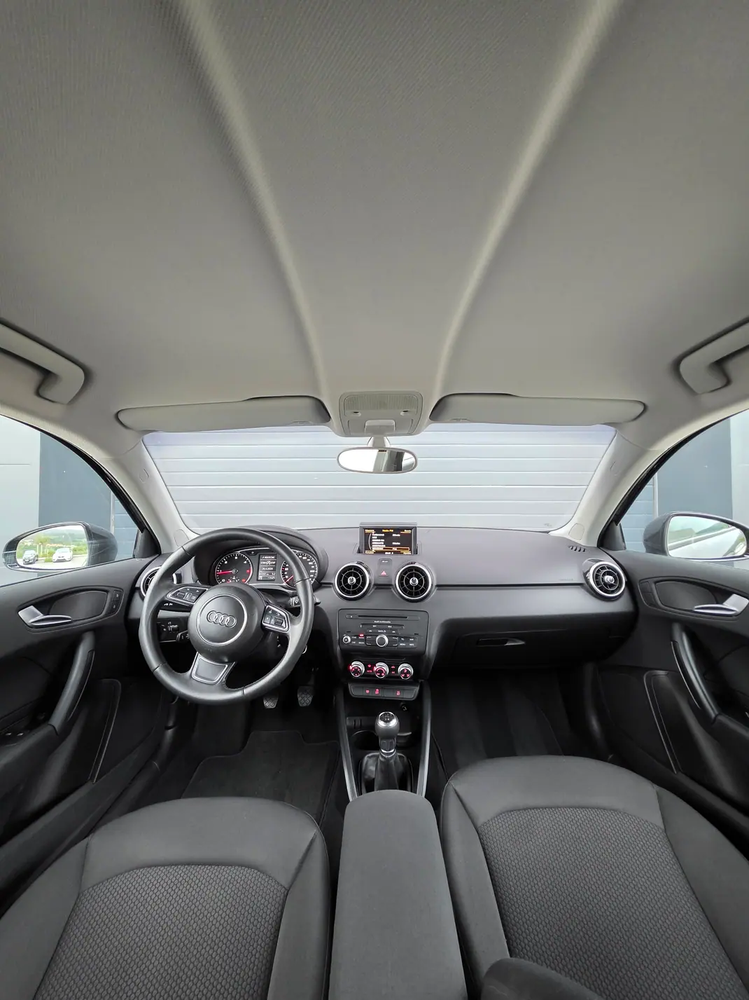 Audi A1 2014 - 14790 EUR, 84000 km - AUTO.MOTO.pt - 84000km - foto 8 de 10
