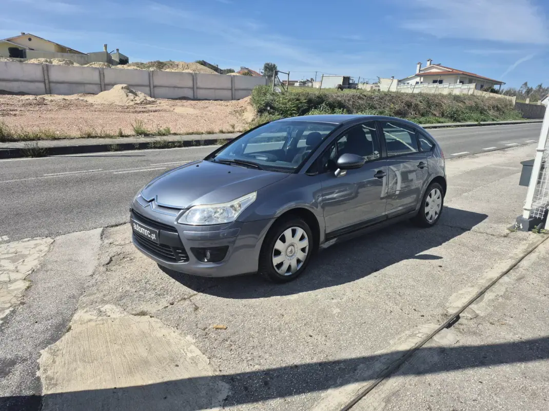 Citroën C4 2010 - 3900 EUR, 399100 km - AUTO.MOTO.pt - 399100km - foto 5 de 16