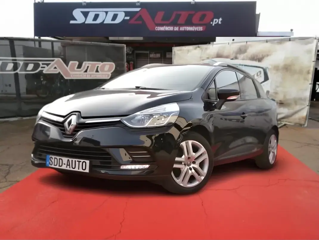 Renault Clio Sport Tourer 2019 - 10600 EUR, 193571 km - AUTO.MOTO.pt - 193571km - foto 1 de 29