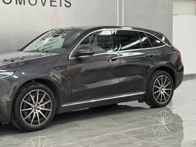 Mercedes-Benz EQC 400 2020 - 33990 EUR, 130000 km - AUTO.MOTO.pt - 130000km - foto 12 de 39
