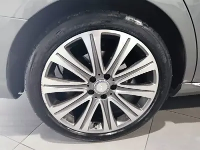Mercedes-Benz E 220 2017 - 21990 EUR, 249791 km - AUTO.MOTO.pt - 249791km - foto 12 de 23
