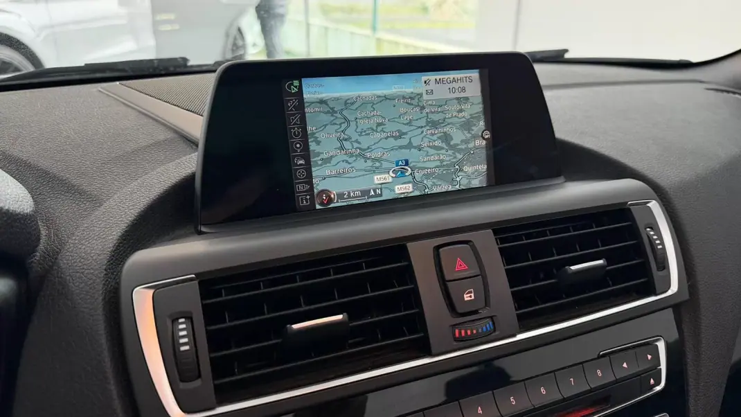 BMW 218 2016 - 19490 EUR, 108715 km - AUTO.MOTO.pt - 108715km - foto 22 de 35