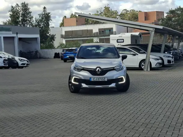 Renault Captur 2018 - 13500 EUR, 113500 km - AUTO.MOTO.pt - 113500km - foto 29 de 29