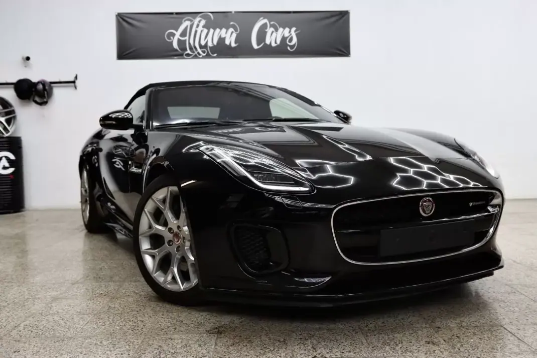 Jaguar F-Type 2018 - 49900 EUR, 65806 km - foto 1 de 37