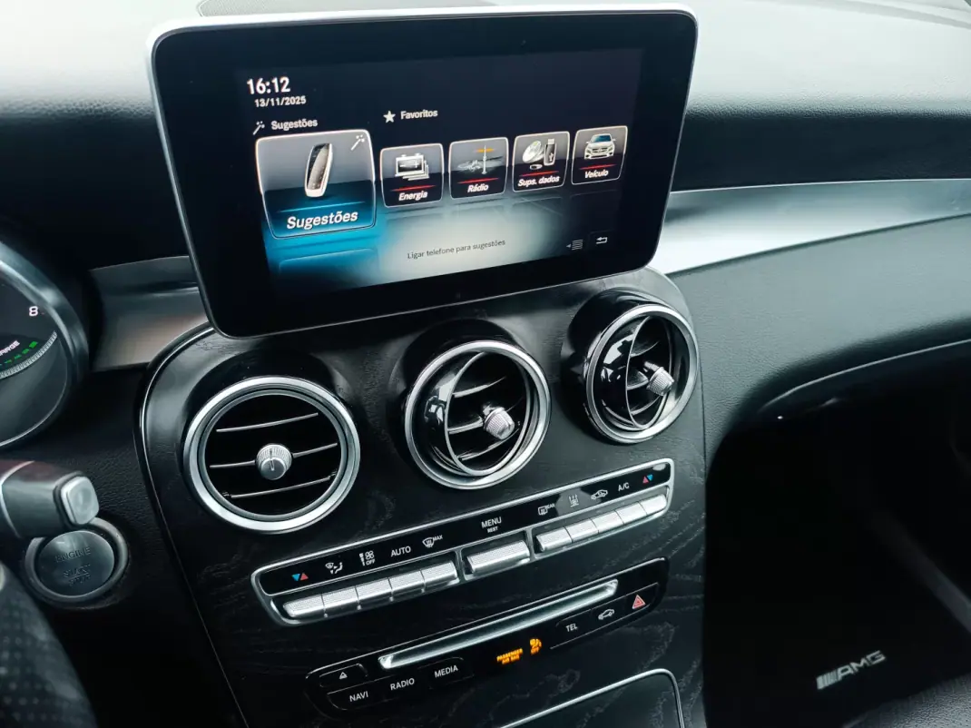 Mercedes-Benz GLC 350 2018 - 44900 EUR, 106000 km - AUTO.MOTO.pt - 106000km - foto 38 de 42