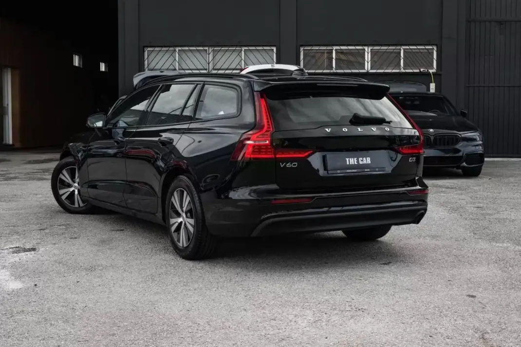 Volvo V60 2019 - 18400 EUR, 258859 km - AUTO.MOTO.pt - 258859km - foto 2 de 25