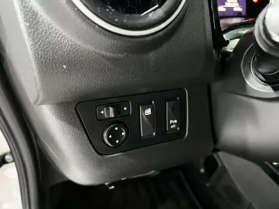 Dacia Spring 2023 - 11900 EUR, 66143 km - AUTO.MOTO.pt - 66143km - foto 19 de 21