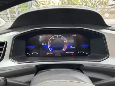 Volkswagen 1.2 TDi Confortline 2023 - 23900 EUR, 63150 km - AUTO.MOTO.pt - 63150km - foto 2 de 12