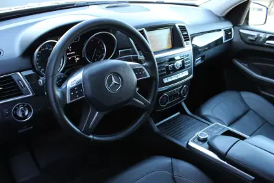 Mercedes-Benz ML 350 2012 - 22500 EUR, 212000 km - 212000km - foto 13 de 28