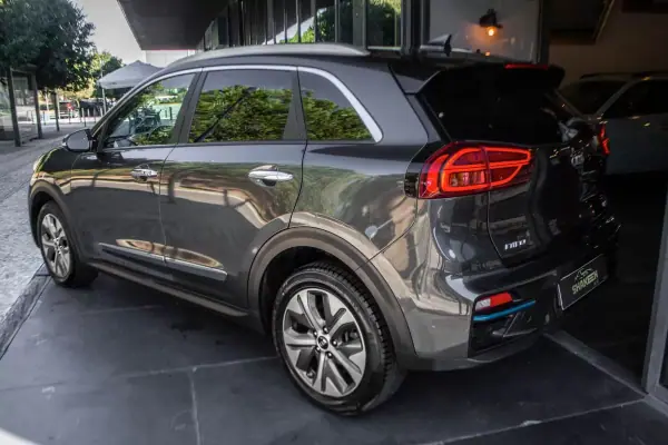 Kia e-Niro 2022 — foto 2 de 36