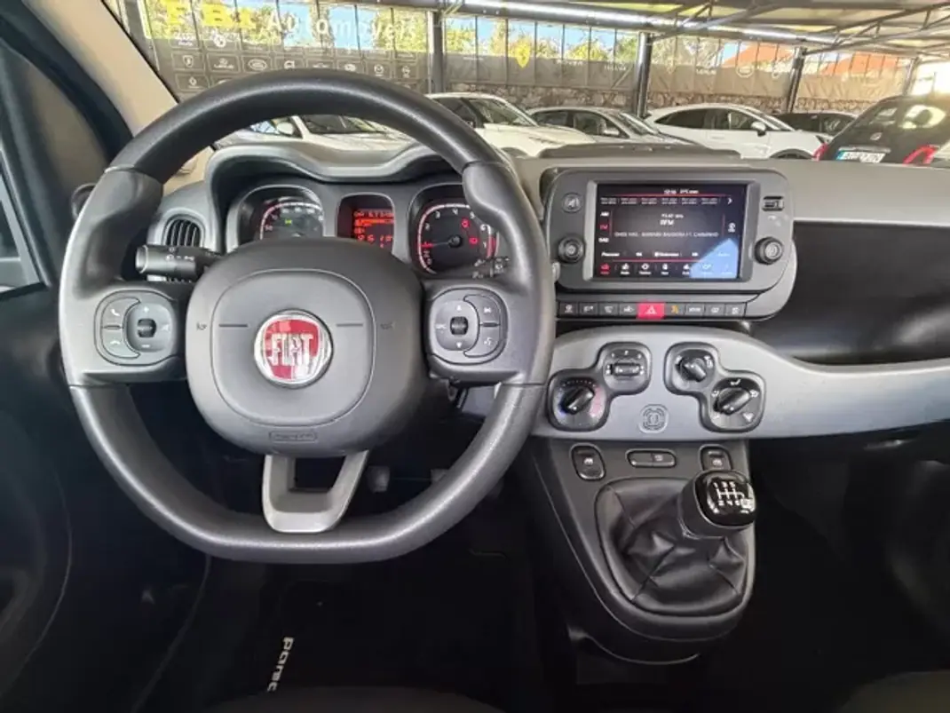 Fiat Panda 2022 - 9900 EUR, 93700 km - AUTO.MOTO.pt - 93700km - foto 4 de 12