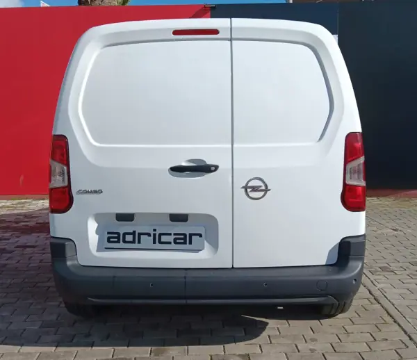 Opel COMBO 2022 - 16900 EUR, 45512 km - AUTO.MOTO.pt - 45512km - foto 8 de 20