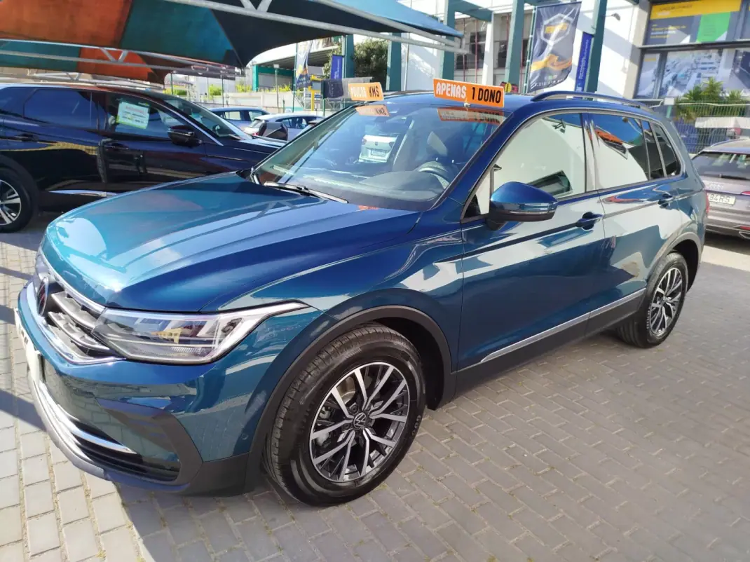 Volkswagen Tiguan 2020 - 22950 EUR, 48551 km - AUTO.MOTO.pt - 48551km - foto 4 de 22