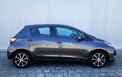 Toyota Yaris 2020 - 12990 EUR, 88000 km - AUTO.MOTO.pt - 88000km - foto 5 de 38