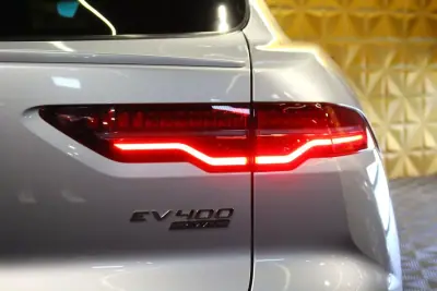 Jaguar I-Pace 2020 - 22900 EUR, 140680 km - AUTO.MOTO.pt - 140680km - foto 12 de 25