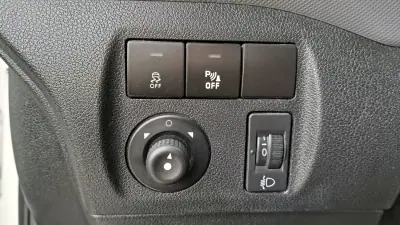 Peugeot Partner 1.6 BlueHDI L2 - 3 Lugares 2018 - 9900 EUR, 250472 km - AUTO.MOTO.pt - 250472km - foto 22 de 26