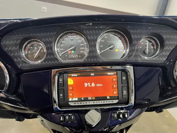 Harley-Davidson FLHTC 2014 - 20900 EUR, 39000 km - AUTO.MOTO.pt - 39000km - foto 25 de 27