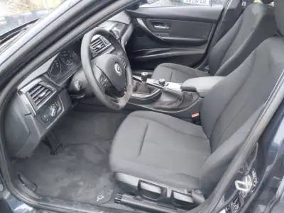 BMW 320 2013 - 14750 EUR, 170000 km - AUTO.MOTO.pt - 170000km - foto 22 de 30