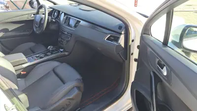 Peugeot 508 RXH 2012 - 8900 EUR, 236877 km - AUTO.MOTO.pt - 236877km - foto 12 de 33